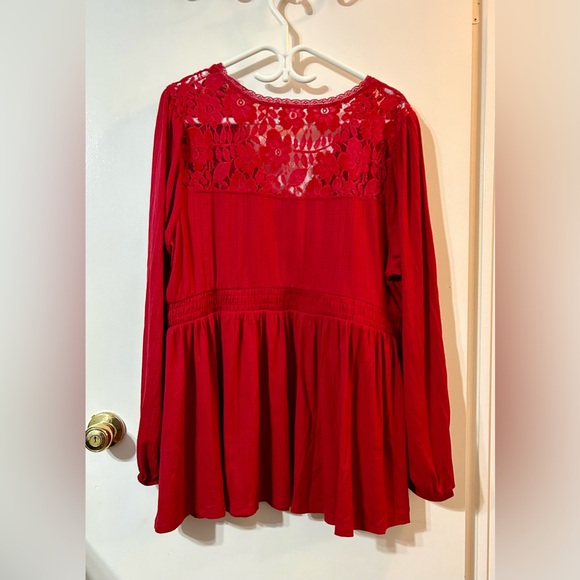 Torrid Textured V-Neck Babydoll - Picture 6 of 7